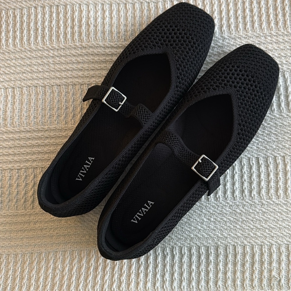 Black Mesh Mary Jane Flats. Never worn.